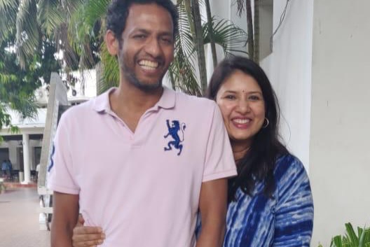 Actress Sangavi Kavya Ramesh Celebrate Her 10th Wedding Anniversary Photos Attracts Fans