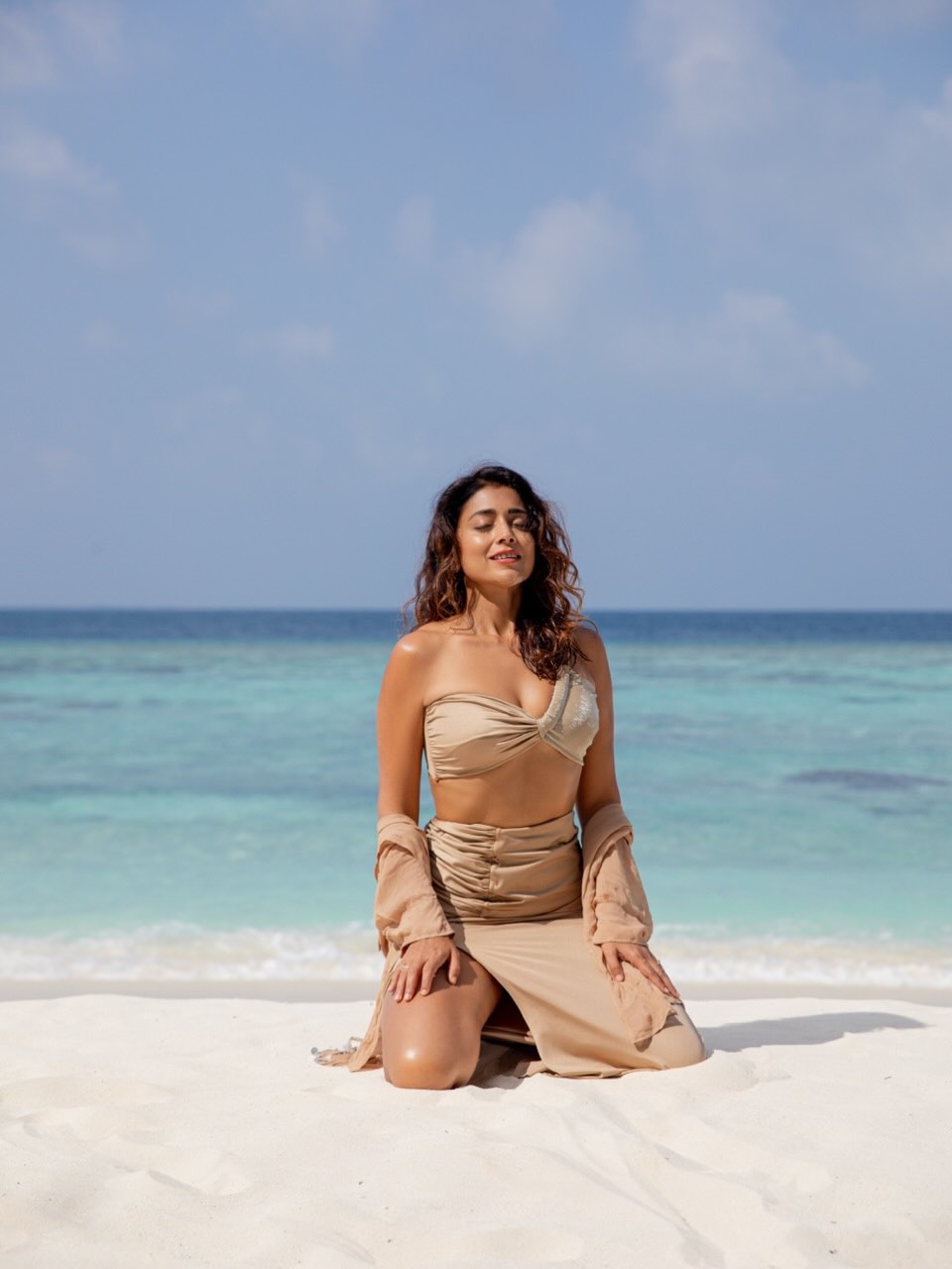 Shriya Saran beach photos