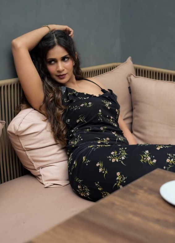 After Wedding with Cricketer Anirudha Srikkanth, Samyuktha Shanmuganathan Sets Social Media on Fire