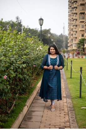 At 48, Actress Sangavi Stuns Fans with Her Latest Pictures