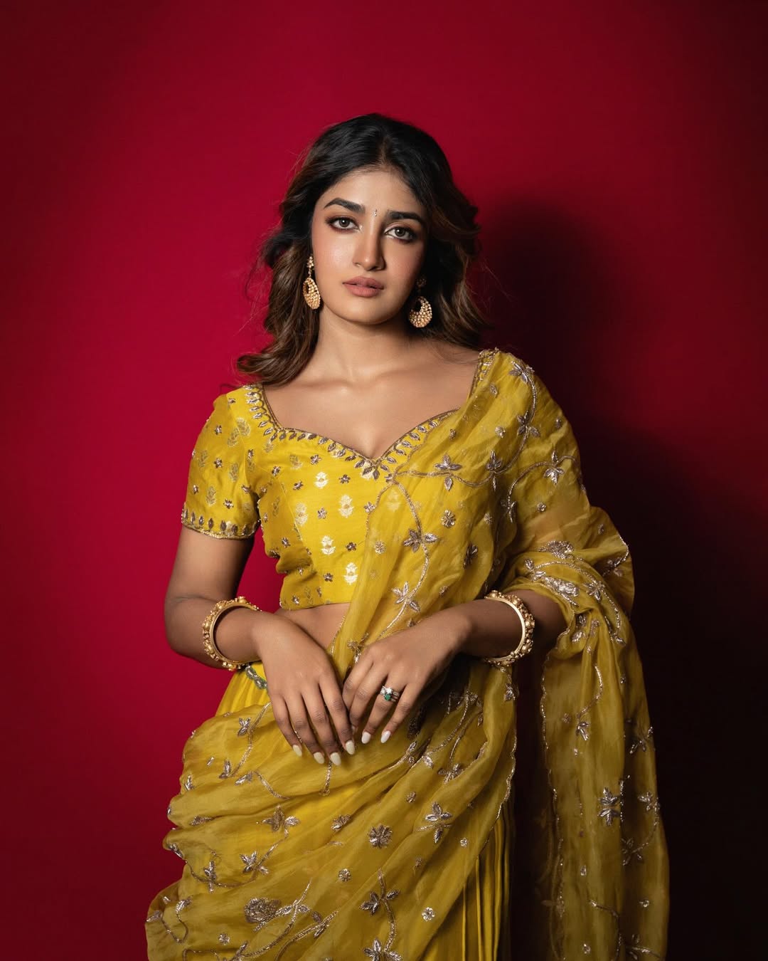 Dimple Hayathi Photos