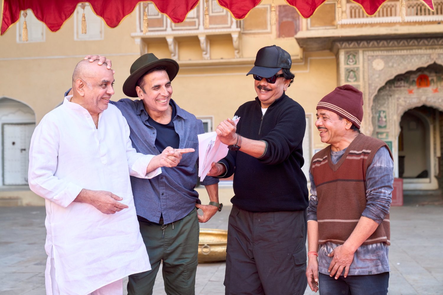 Bhooth Bangla cast candid fun on set