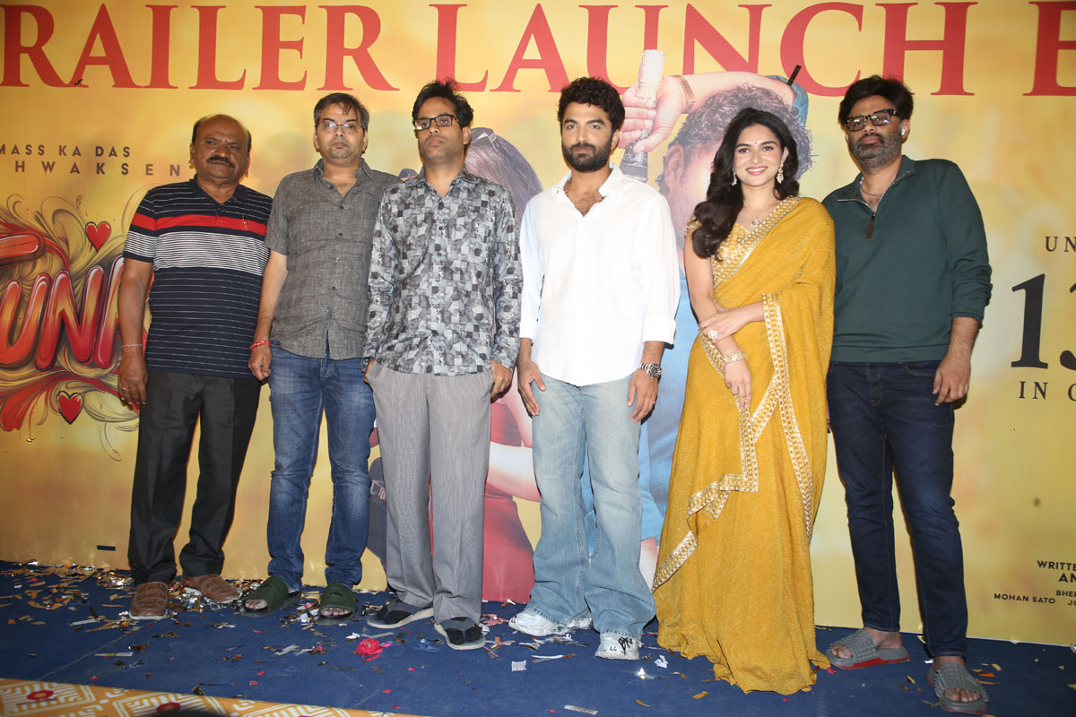 Funky movie team group media photo