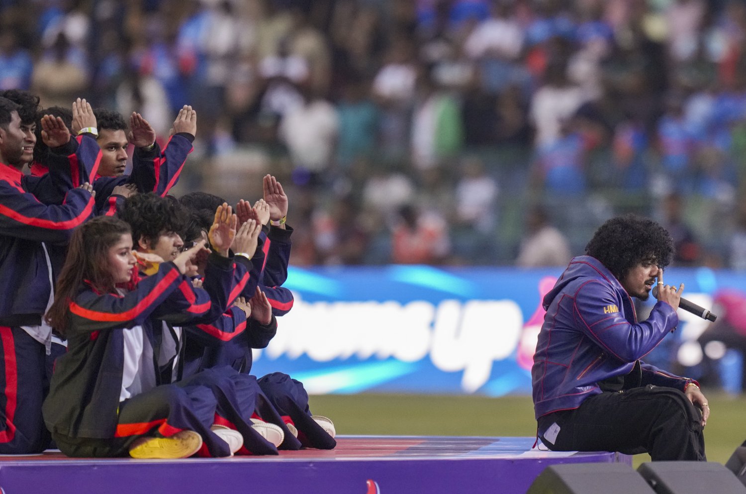 A Stadium Show That Felt Like a Global Concert