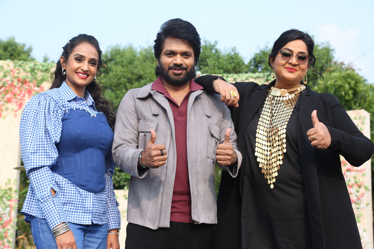 Couples on show stage