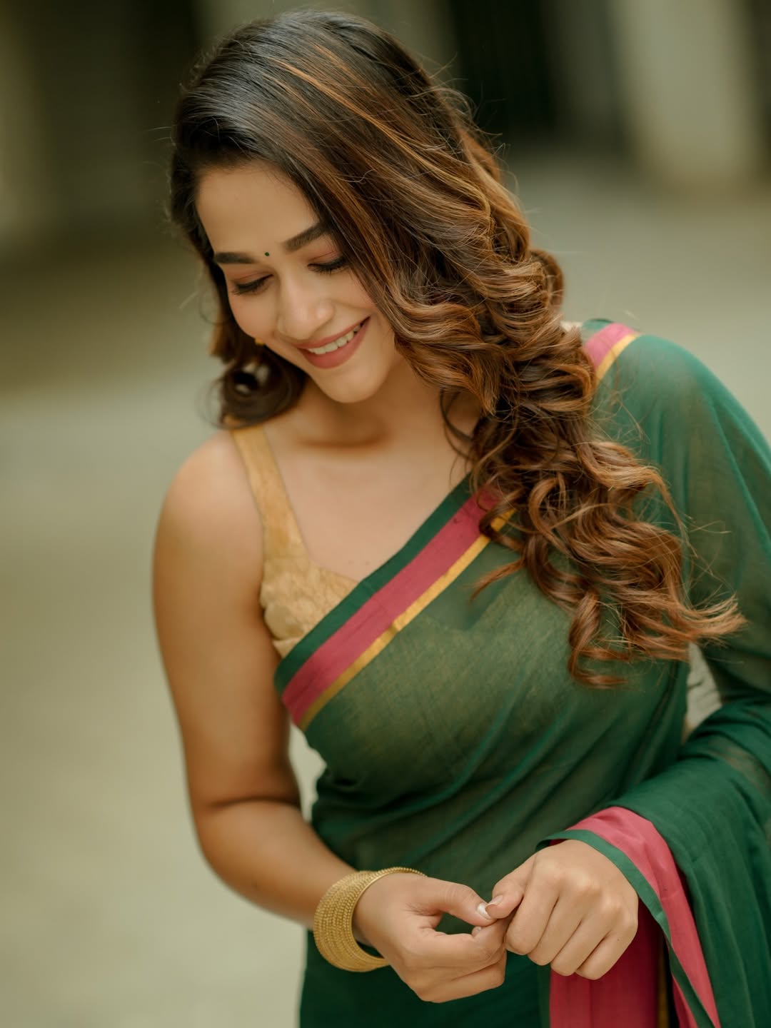 Kaavya Arivumani blending tradition with playful charm