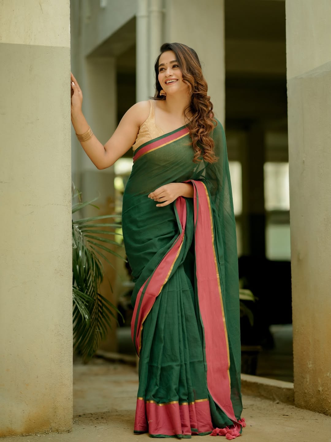 Kaavya Arivumani stylish saree with modern twist