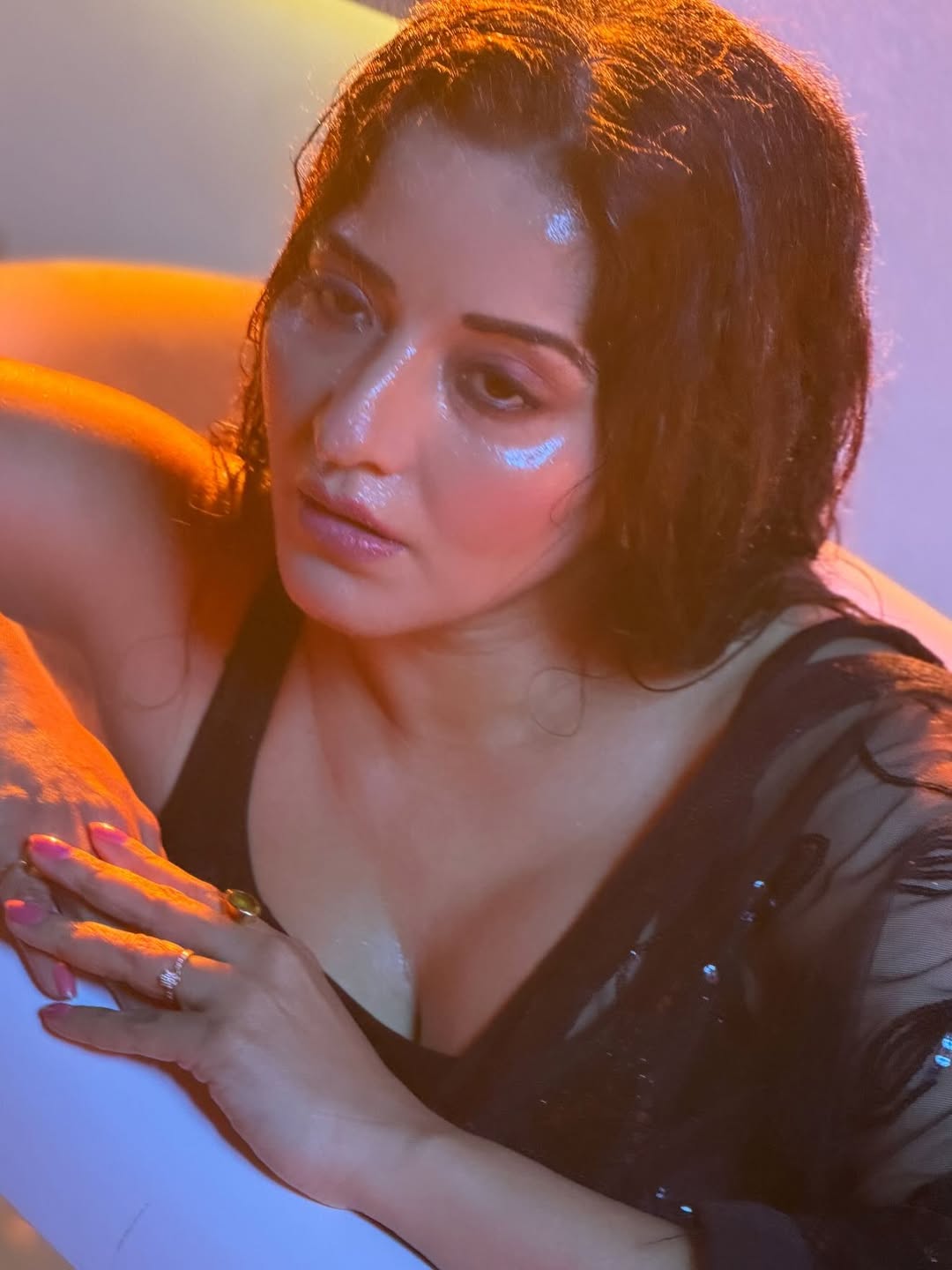 A Viral Fashion Moment That Commands Attention