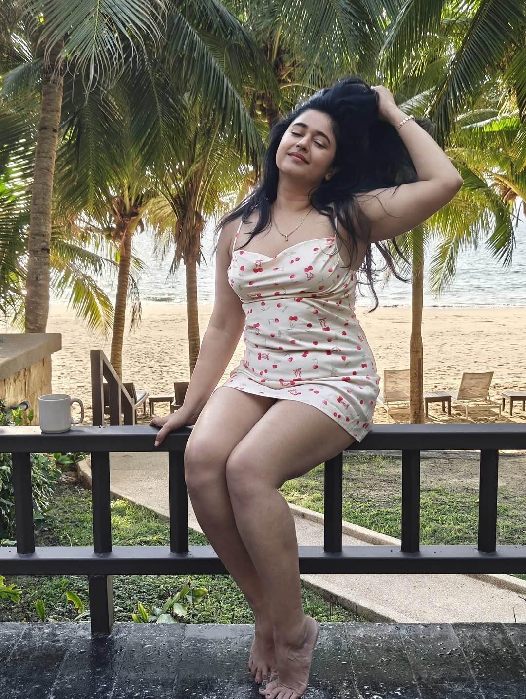 Poonam Bajwa Thailand tour pics