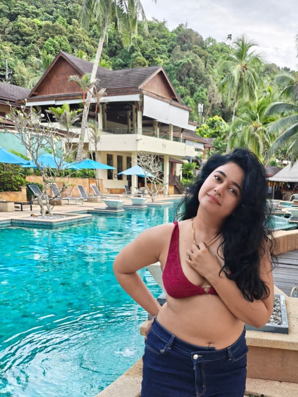 Poonam Bajwa Thailand tour pics