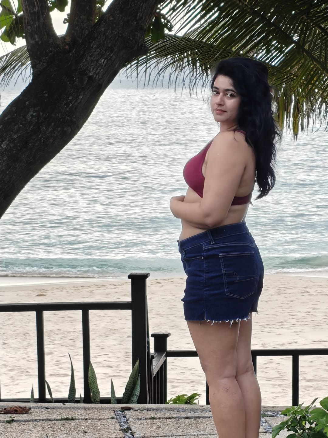 Poonam Bajwa Thailand tour pics