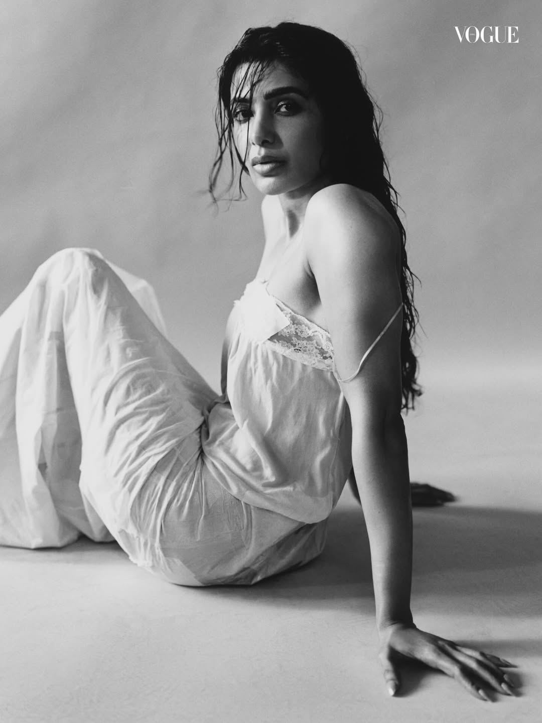 Samantha Vogue Magazine Photos