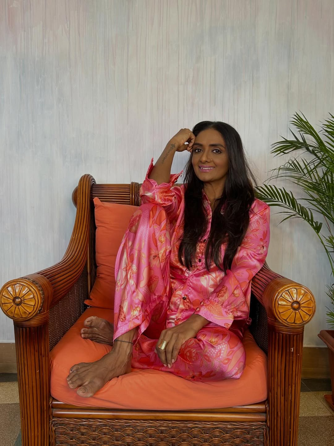 Shanthi Priya latest photos