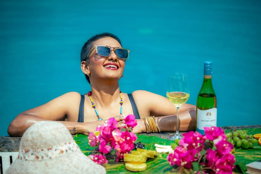 Shanthi Priya latest photos