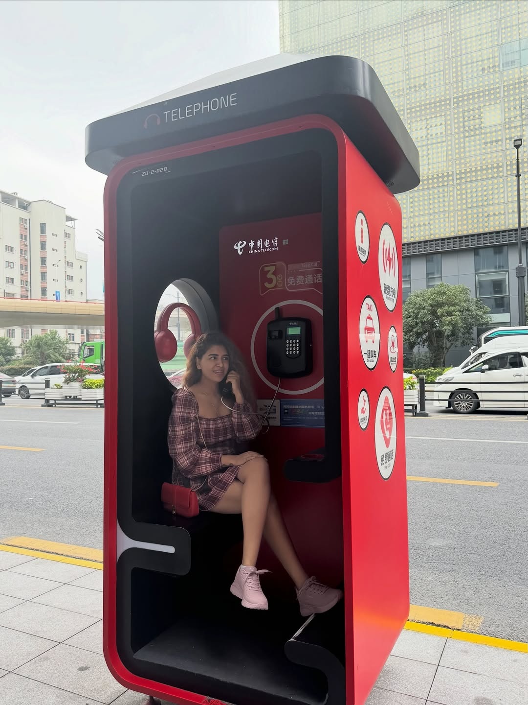 Singer-Therapist Kenisha’s Latest Photos Go Viral Online