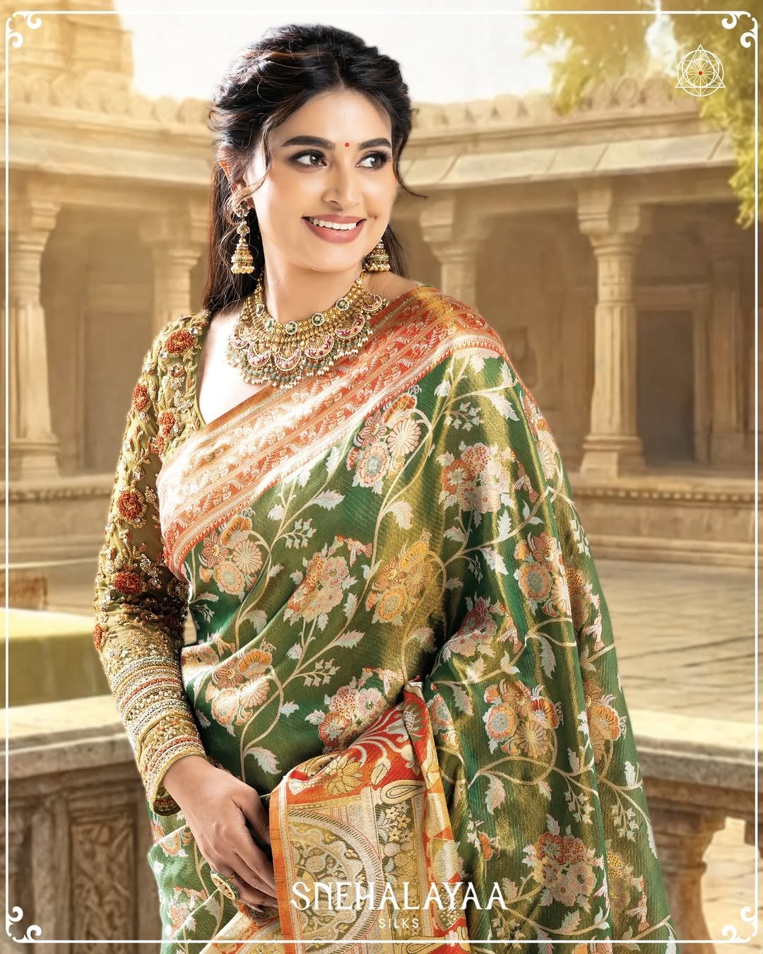 Sneha Stuns While Promoting Her Saree Store ‘Snehalaya’ – Photos Go Viral