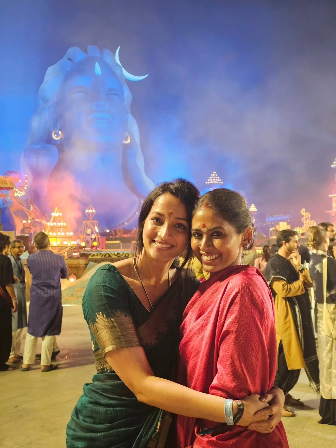 Srinidhi Shetty’s Maha Shivratri Celebration: Divine Moments with Sadhguru