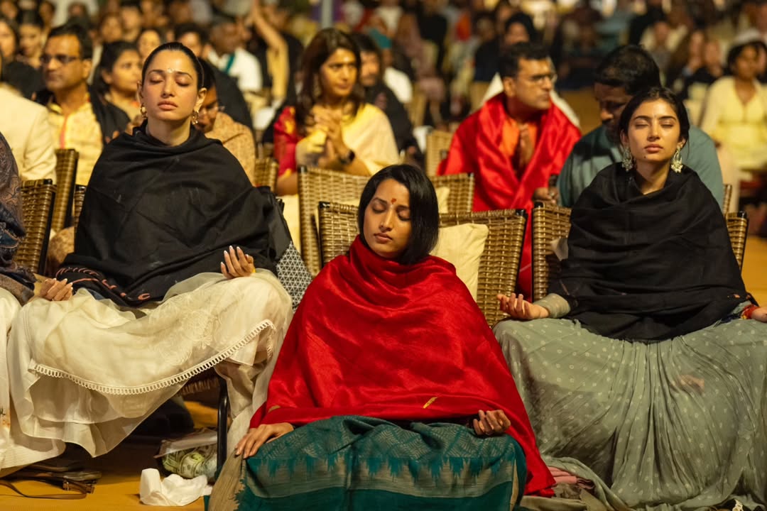 Srinidhi Shetty’s Maha Shivratri Celebration: Divine Moments with Sadhguru