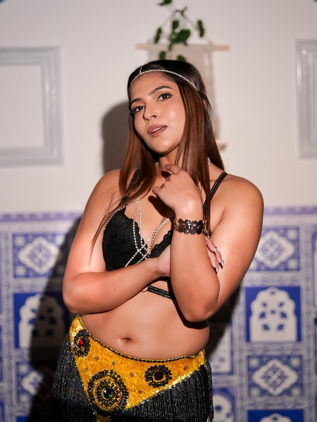 The Power of Contrast in Her Outfit