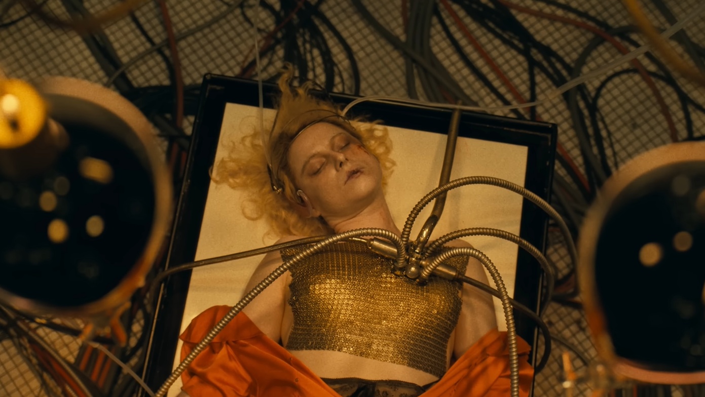 Maggie Gyllenhaal’s Unexpected Inspiration Behind The Bride