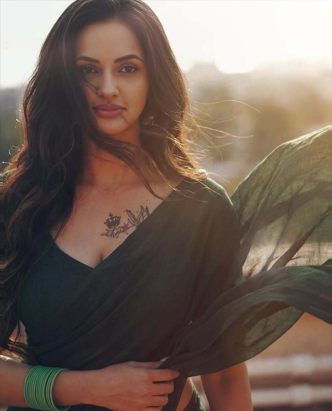 The emerald elegance: Jyoti Poorvaj in traditional grace