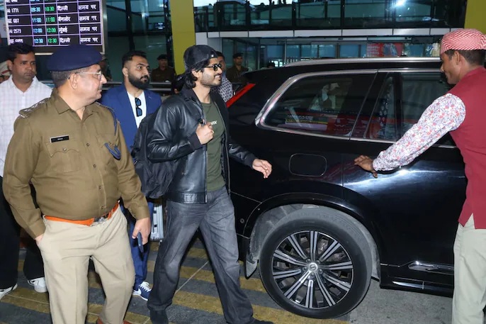 Vijay Deverakonda–Rashmika Mandanna Wedding Update: Couple Arrives in Udaipur with Families