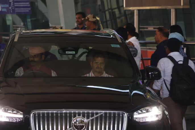 Vijay Deverakonda–Rashmika Mandanna Wedding Update: Couple Arrives in Udaipur with Families