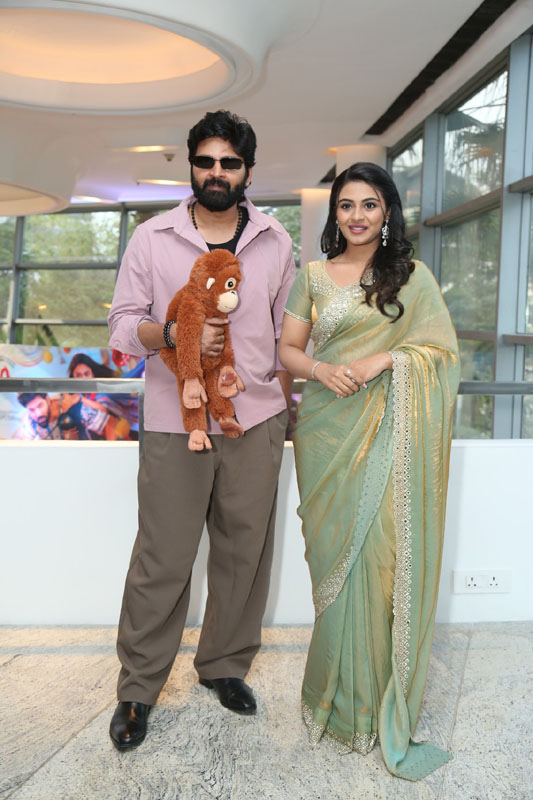 Sree Vishnu Nayan Sarika media pose