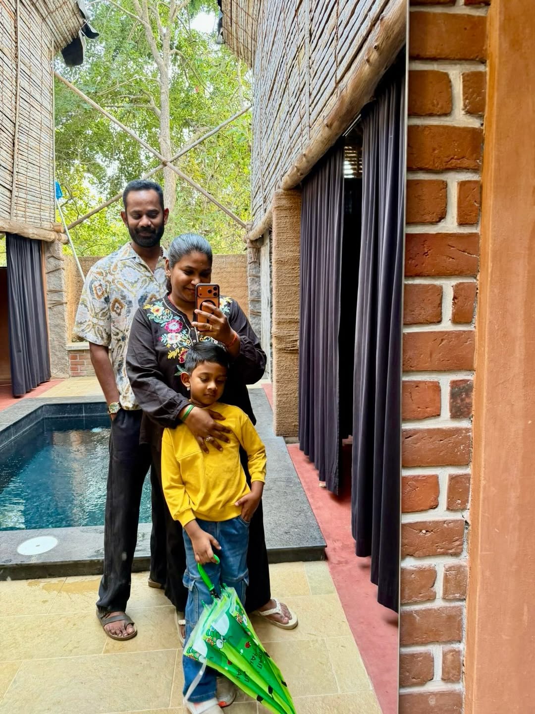 Ramesh Thilak photos