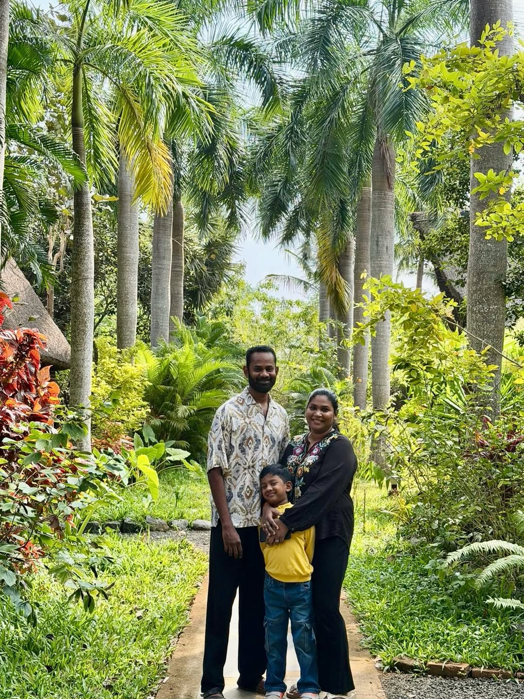 Ramesh Thilak photos