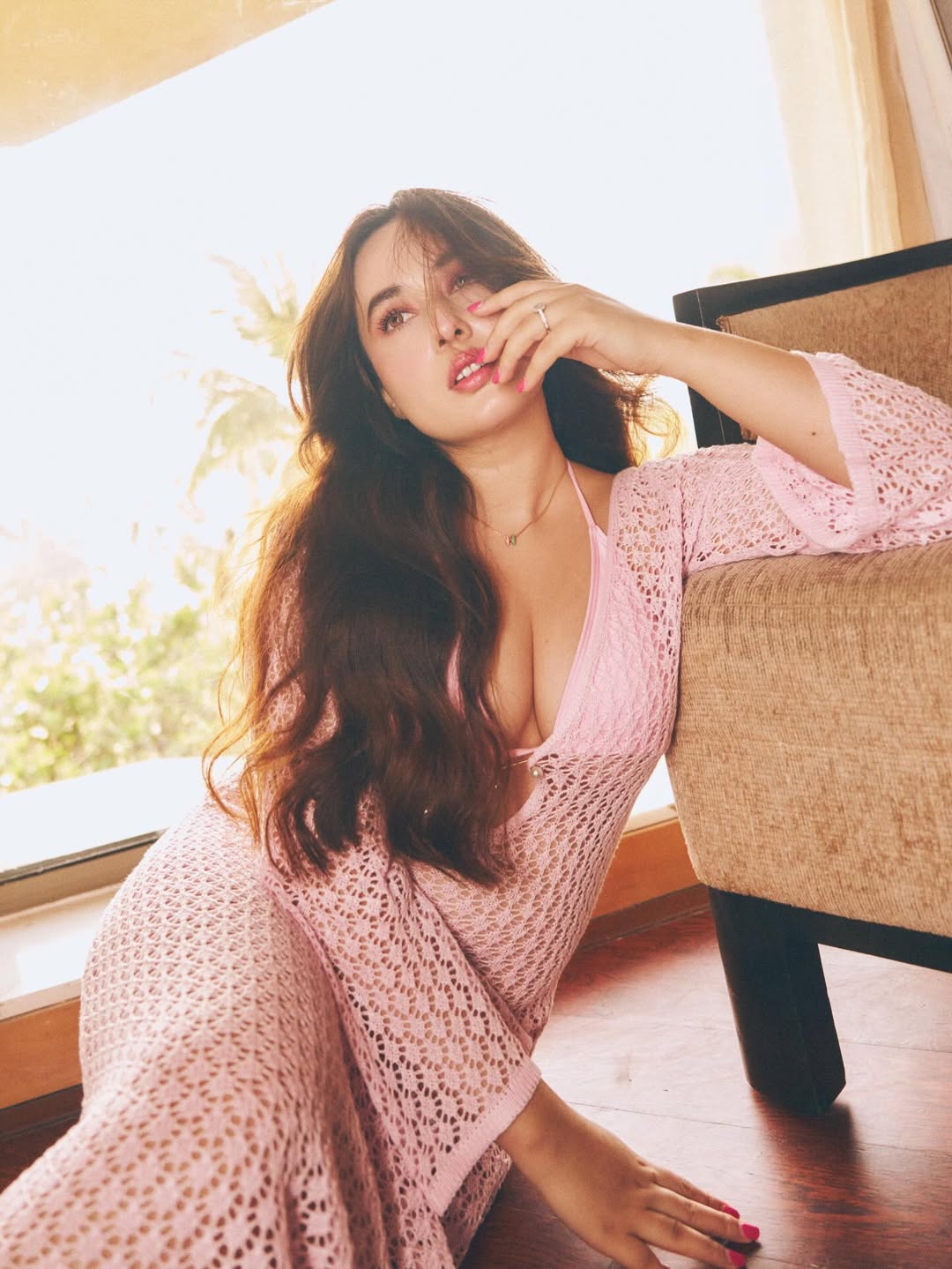 Minimal Details, Maximum Impact