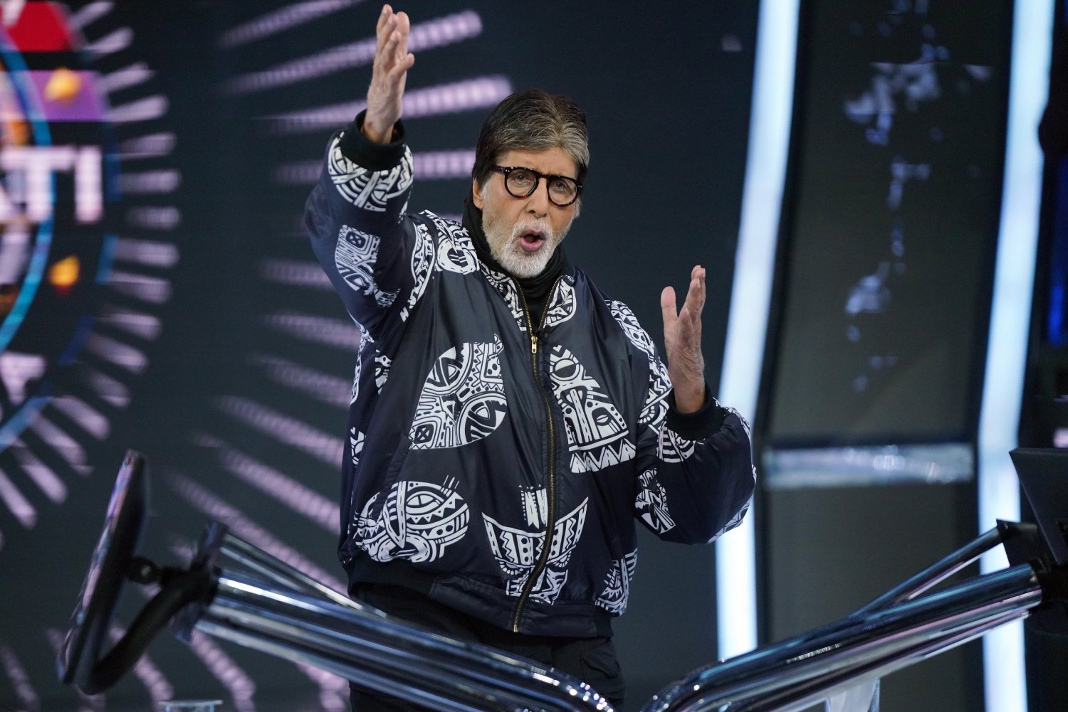 When Tweets Become A Fan Puzzle