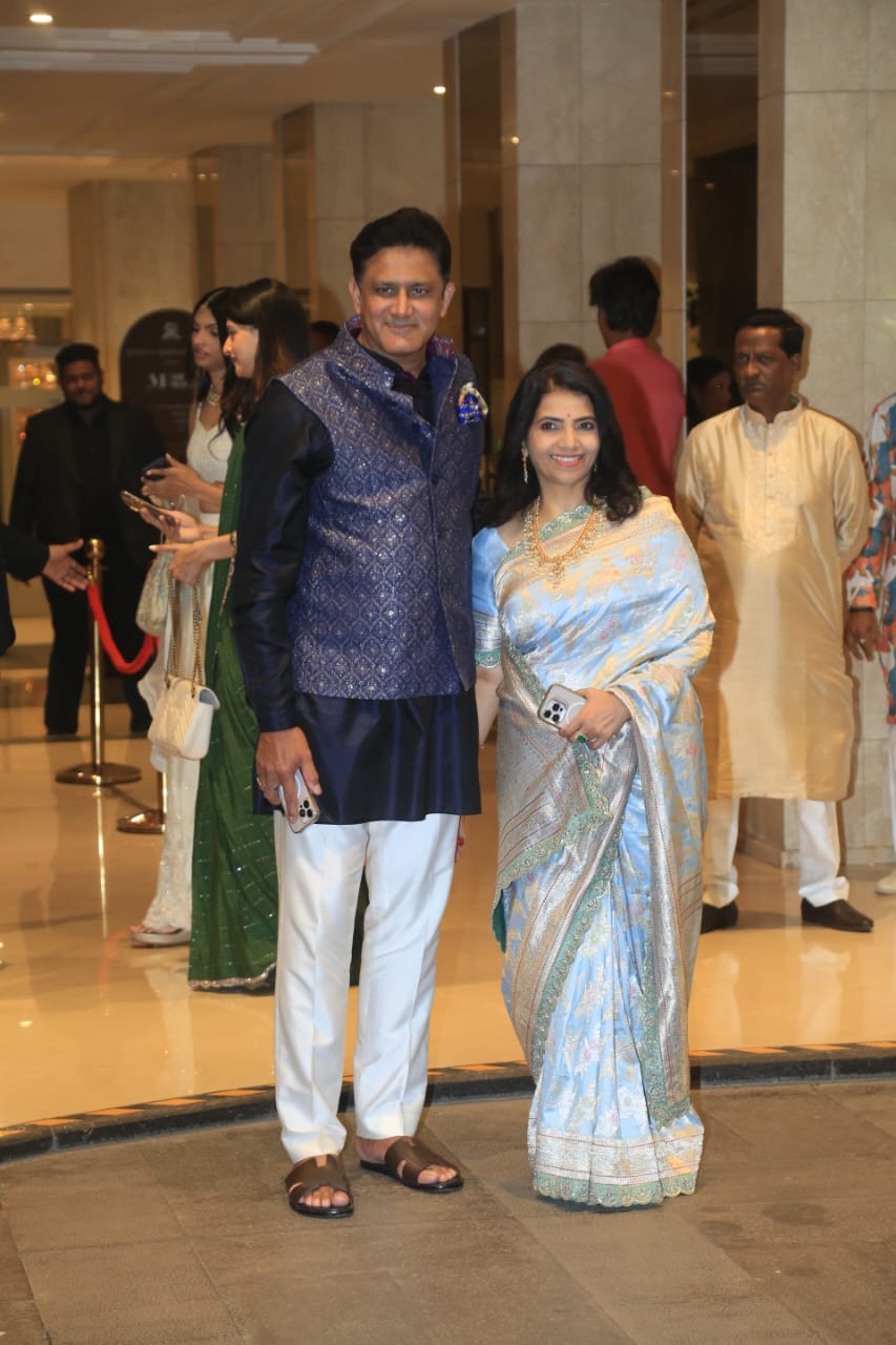 Anil Kumble Chethana Ramatheertha at Arjun Tendulkar wedding