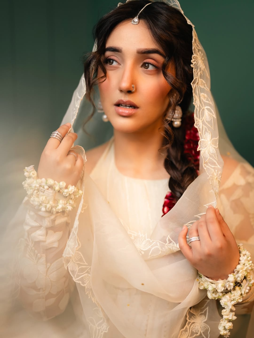 Ashnoor Kaur stylish blend of classic and modern elegance