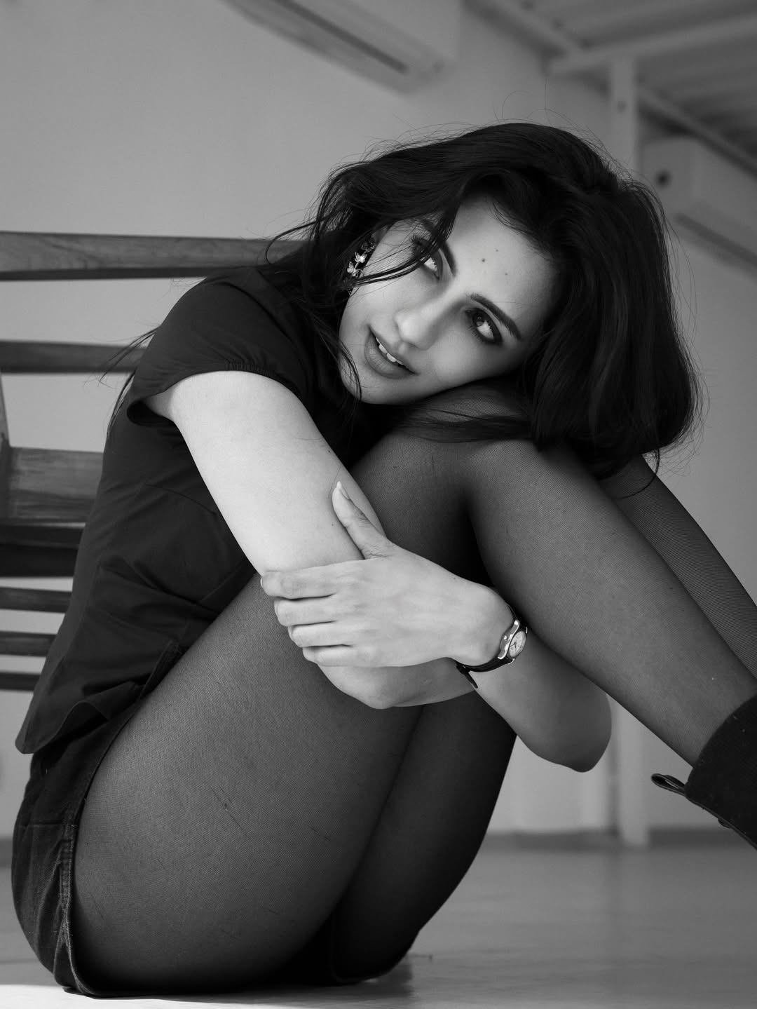 Nivaashiyni Krishnan Instagram photos