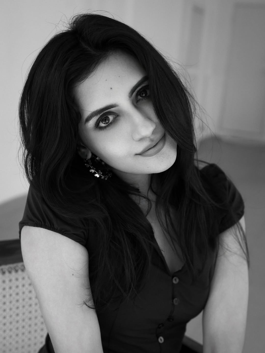 Nivaashiyni Krishnan Instagram photos