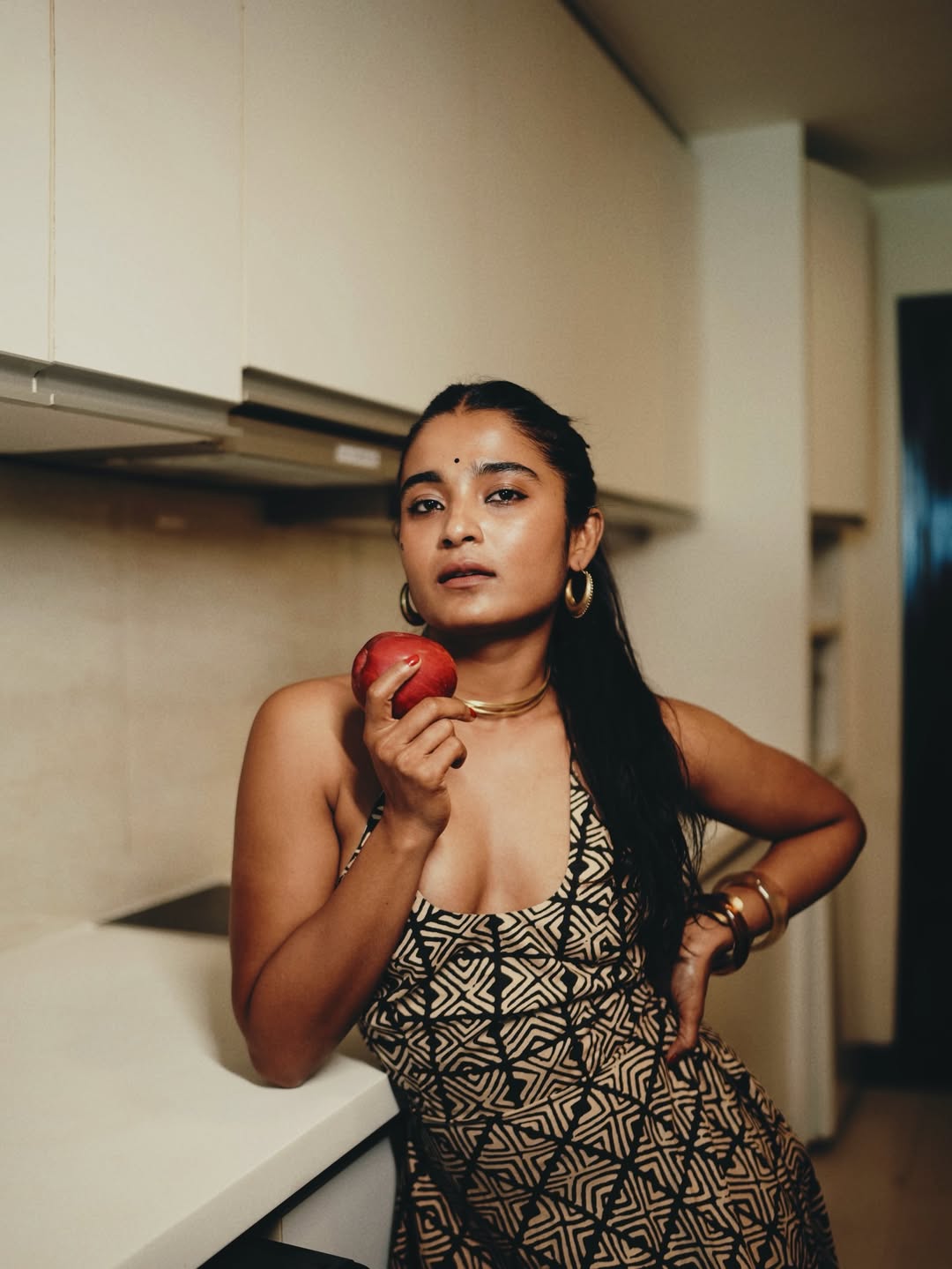 Chaitra J Achar’s Bold & Beautiful Photos : Stunning Clicks with an Apple