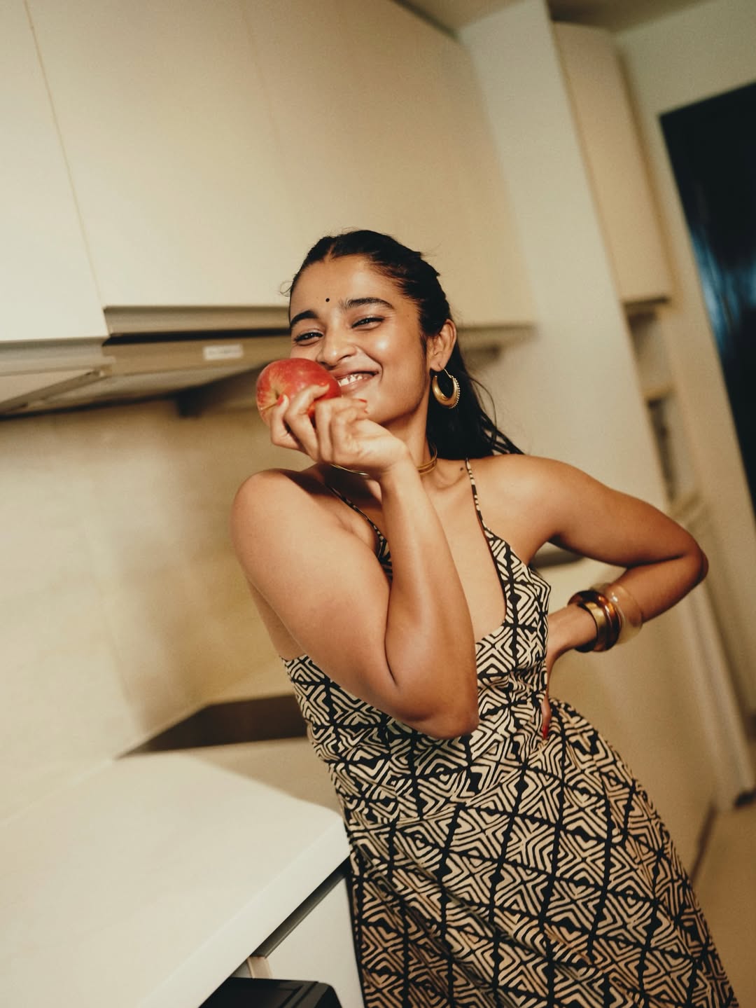 Chaitra J Achar’s Bold & Beautiful Photos : Stunning Clicks with an Apple