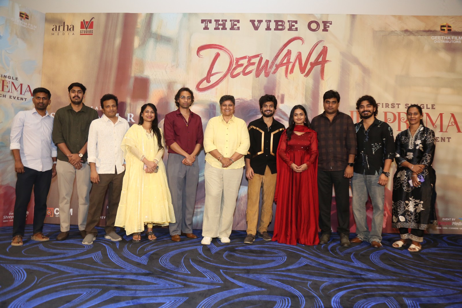 Deewana team group photo event