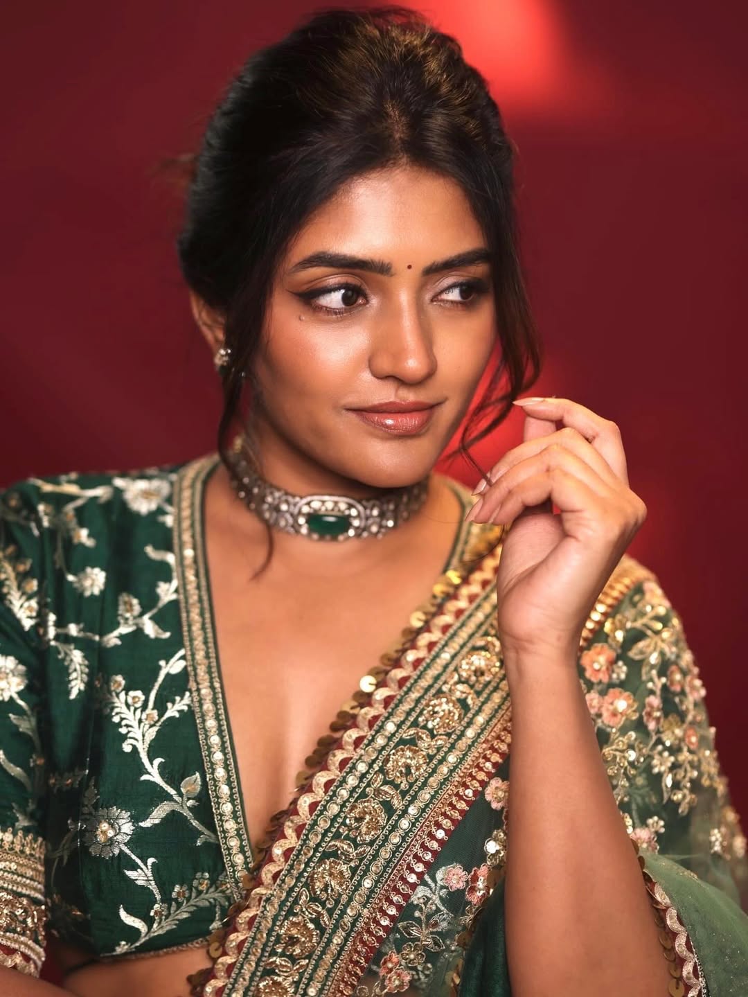 Eesha Rebba classic ethnic look with modern elegance