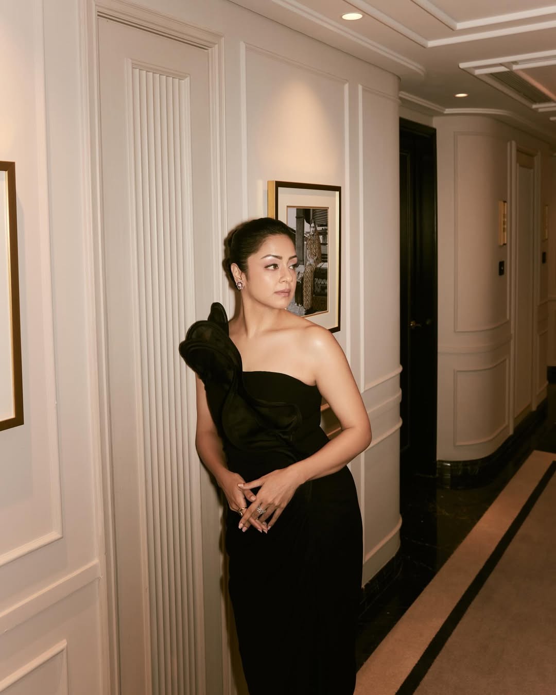 Jyotika black dress photos