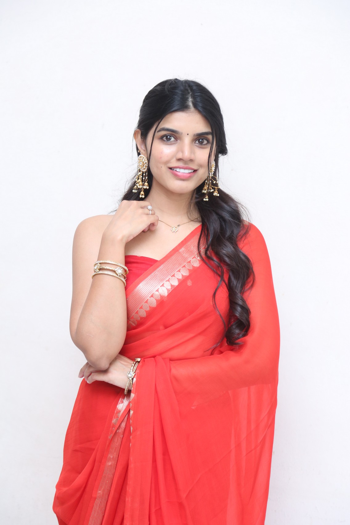 Gayathri Ramana classic saree look with graceful traditional style