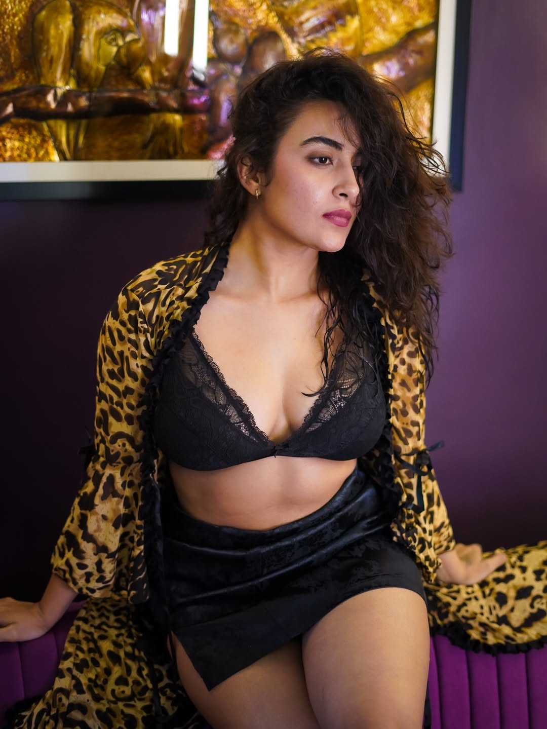 Jinal Joshi leopard kimono black lace glamorous look