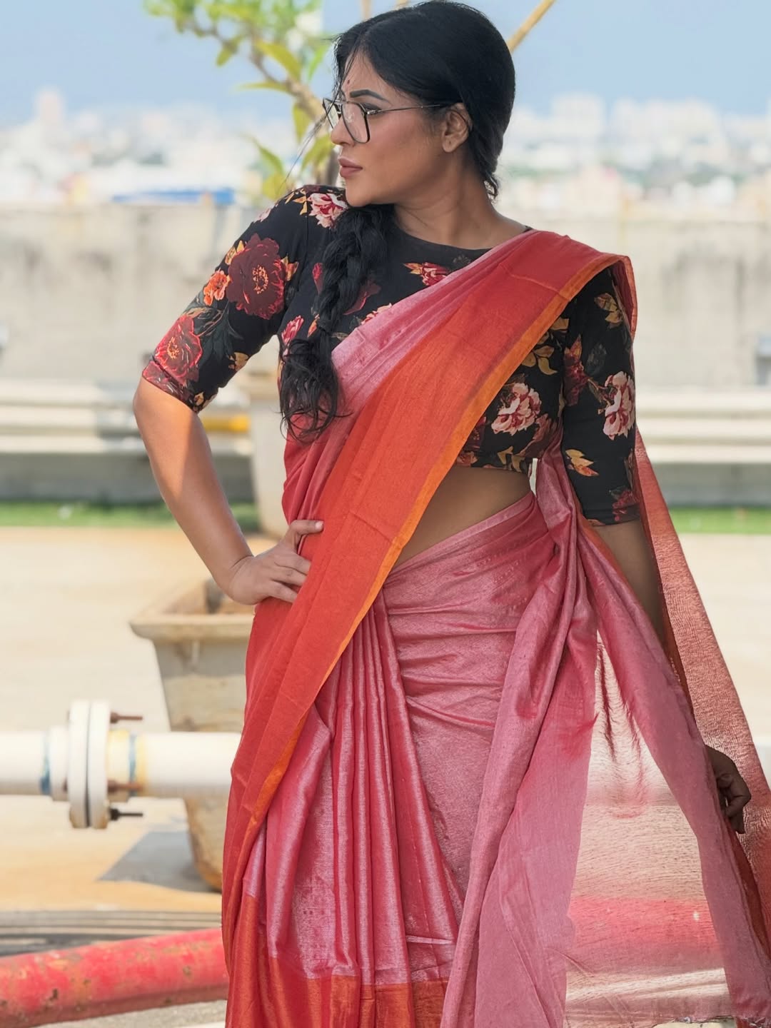 Karthigai Deepam Reshma Pasupuleti Recent Instagram Photos Attracts Fans