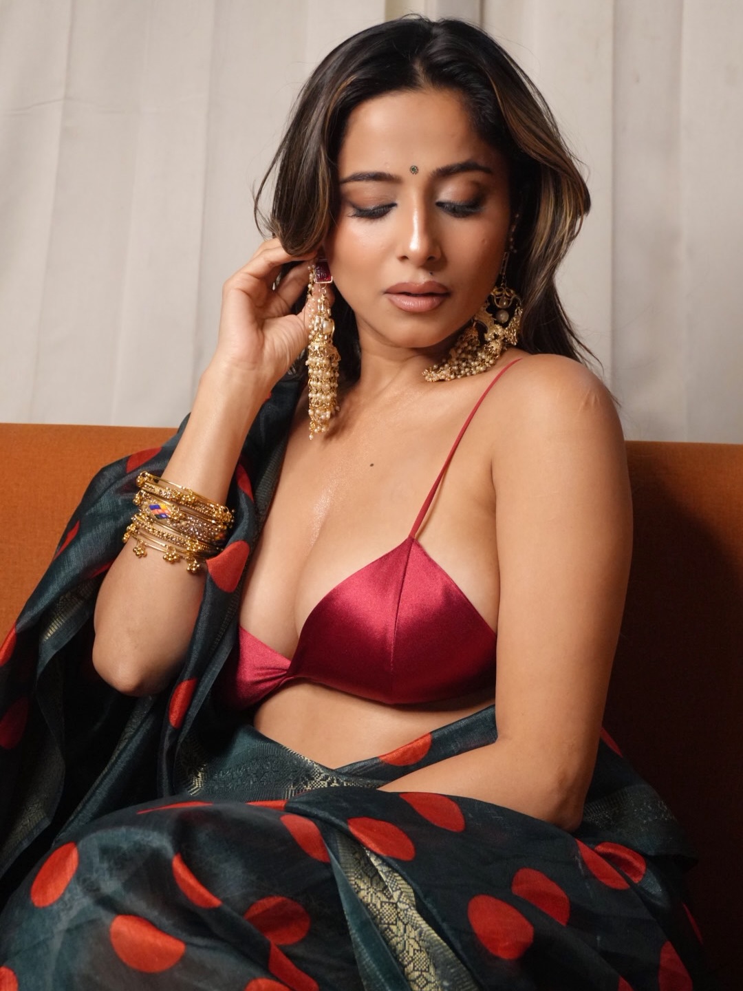 Kate Sharma stylish saree modern glam
