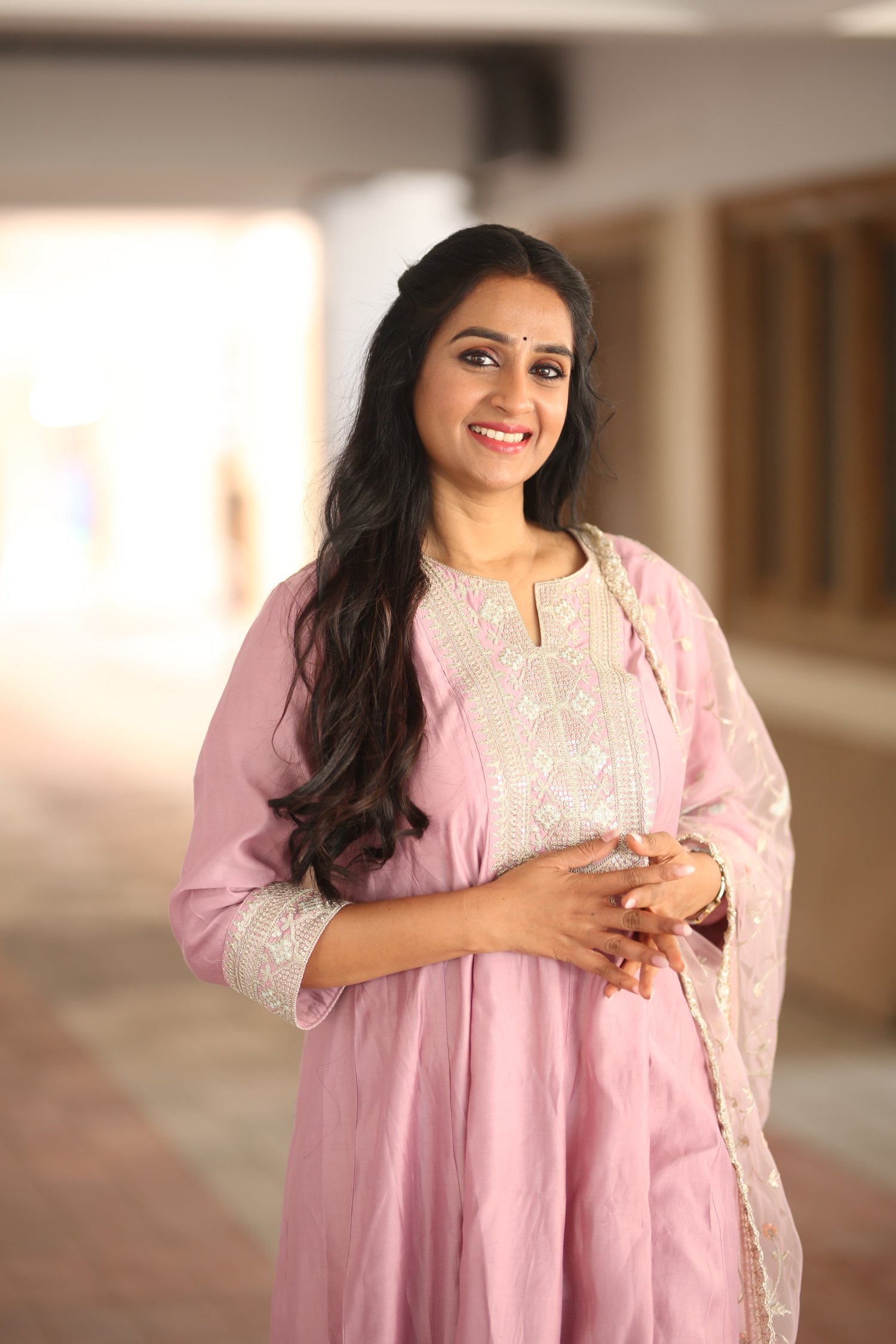 Laya pretty in pink stylish graceful look