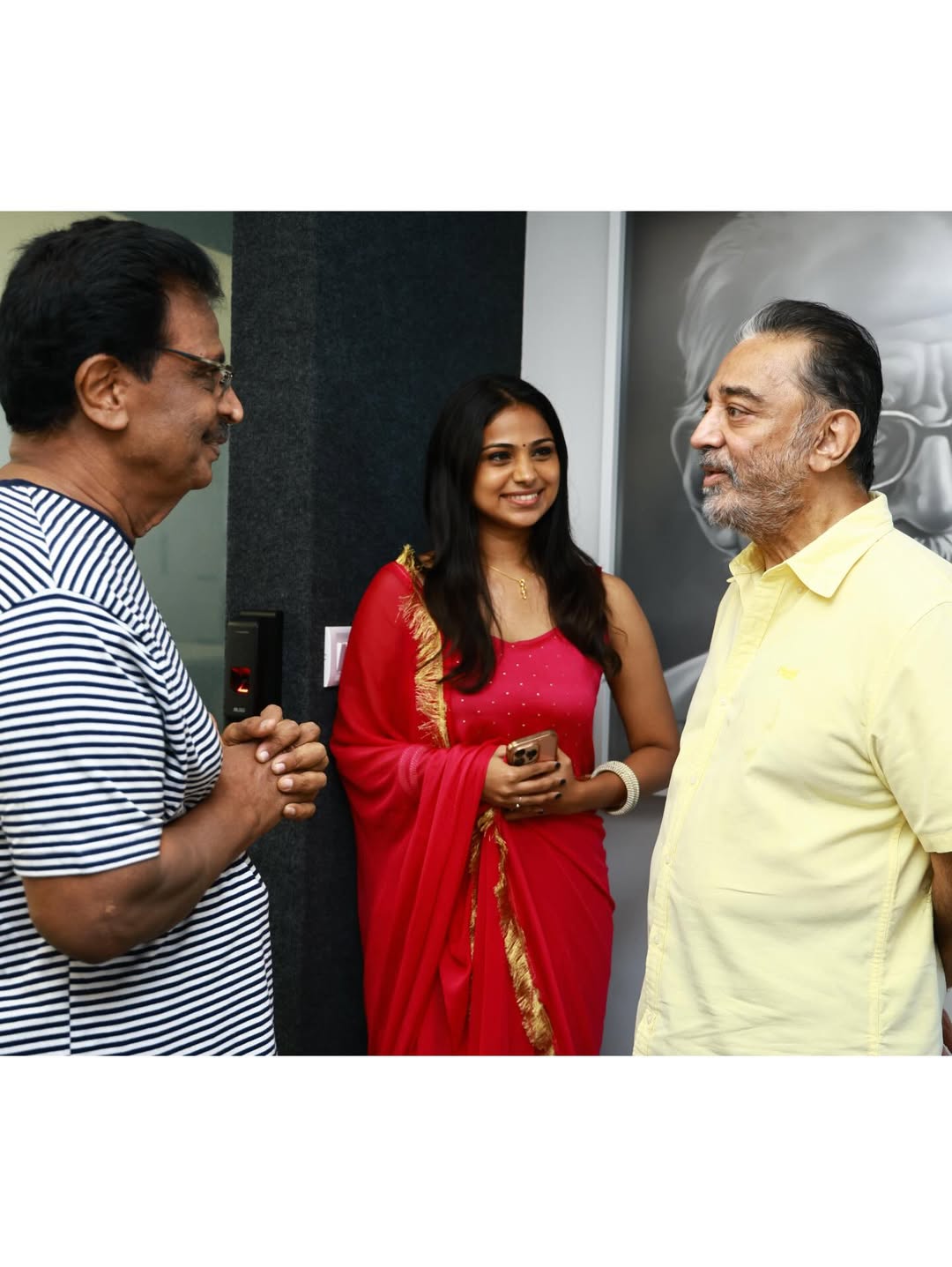livingston and his Daughter jovitaa livingston Meets Kamalhaasan For jovitaa livingston New Movie PIoster Release