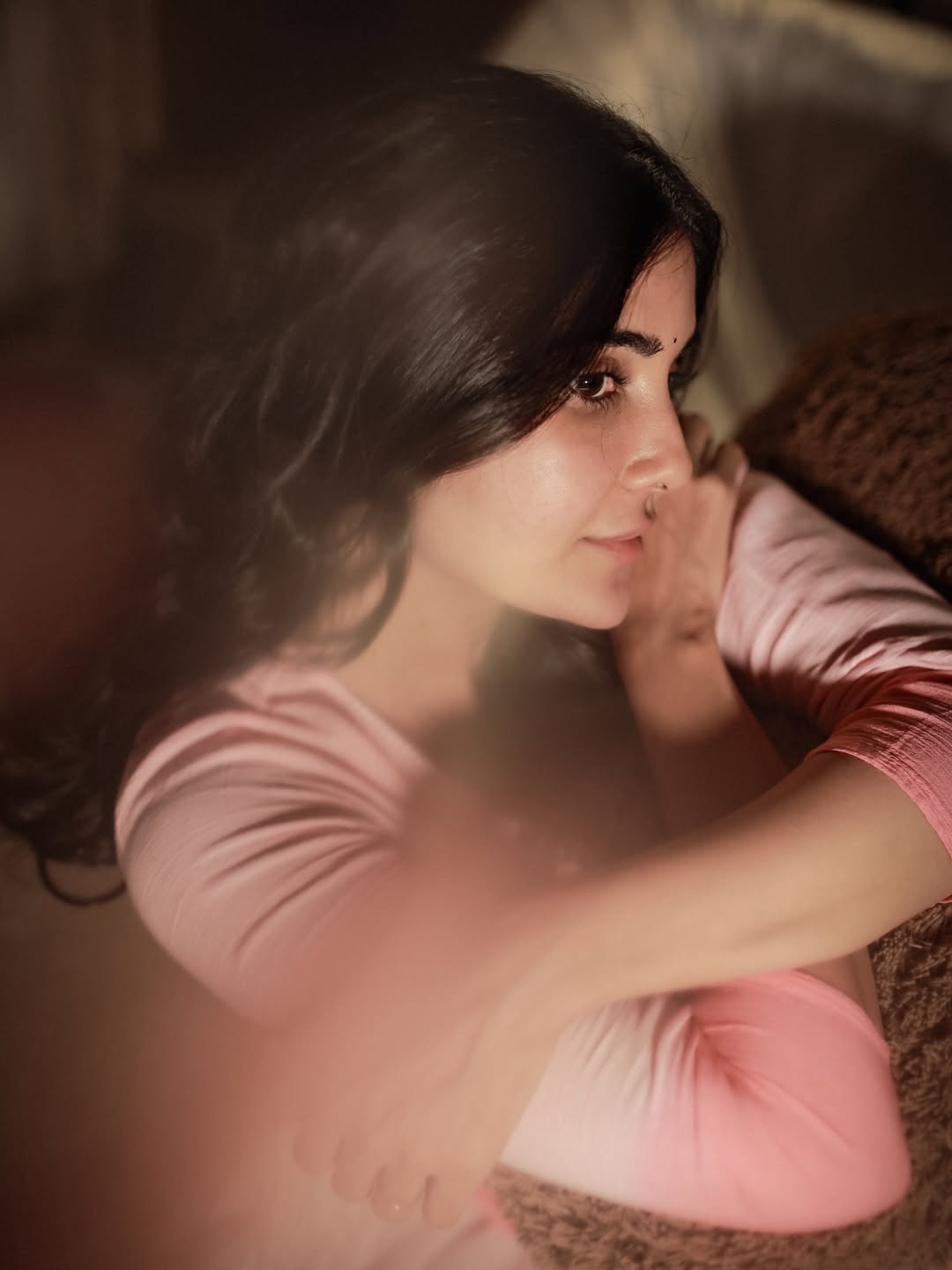 Madhuri Jain chic elegant look confident reflection pose