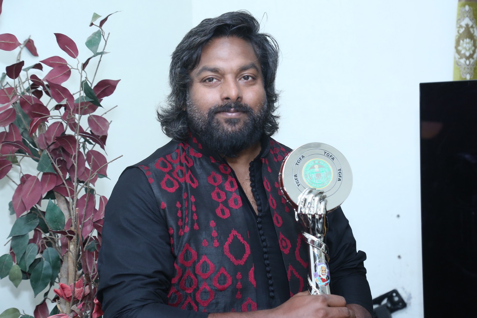 Mark K Robin confident suit stylish appearance