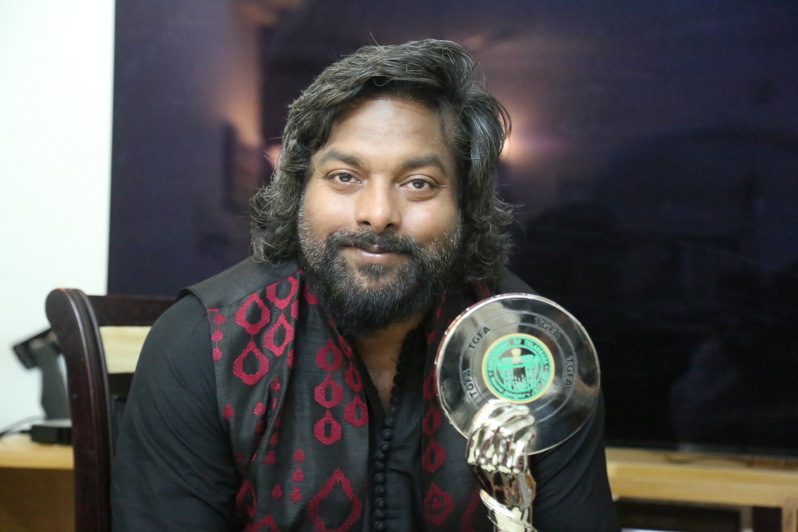 Mark K Robin rugged beard classy fashion pose